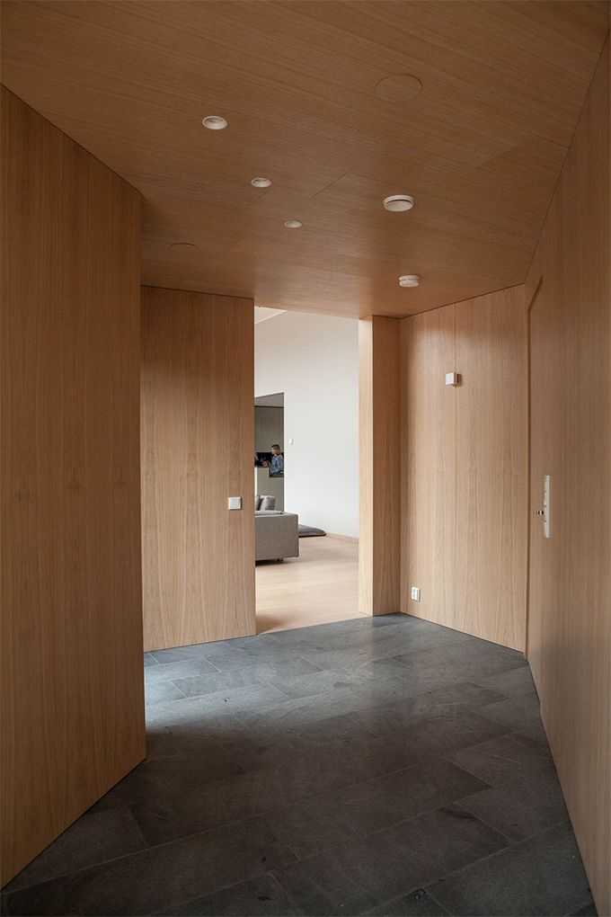 Pound House#001